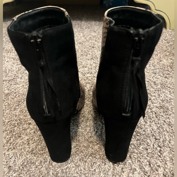 St. Stana Snake Print & Black Boot - Picture 5 of 6